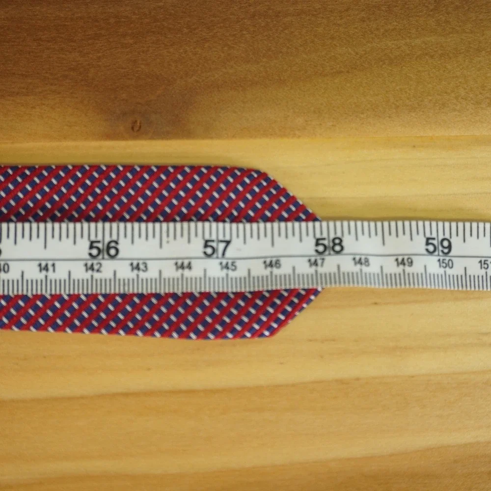 Brooks Brothers 346 Tie Mens Red Navy Blue USA Micro Pattern Pure Silk 3.75/58